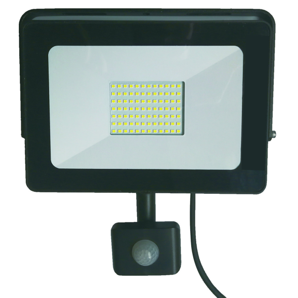 Прожектор вуличний кр.труба  LED  ІСКРА 50W